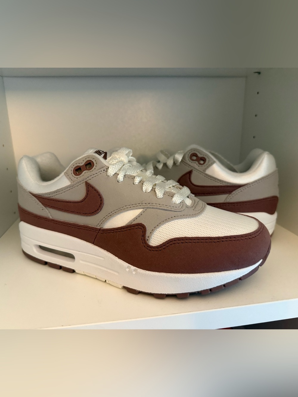 Nike Air Max Smokey Mauve sz 6.5 Women